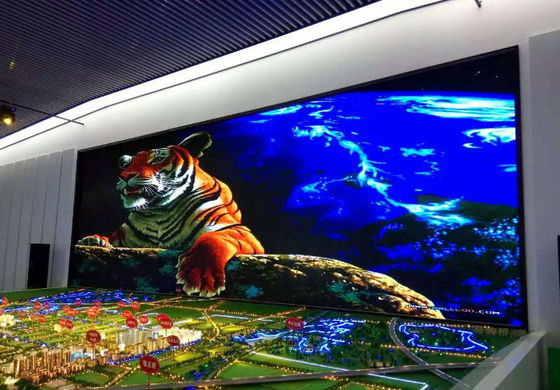 Layar Tampilan LED Indoor Full Color P2.5 HD320*160mm 1R1G1B refresh rate tinggi