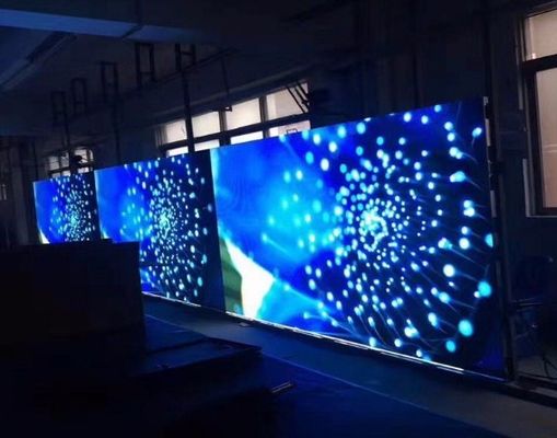 7680Hz HD Led Screen Module Video Wall Display Desain FCC 20m Jarak Tampilan