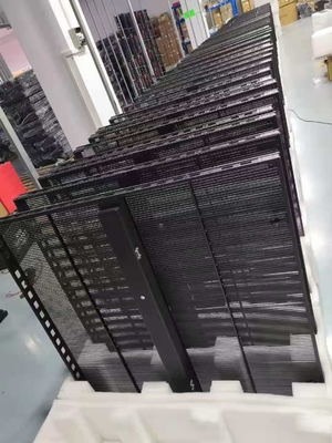 Layar LED Kaca Transparan Resolusi Tinggi Ringan Sudut Pandang Lebar