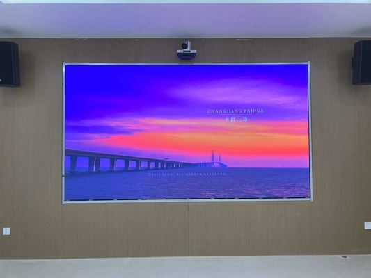 Tampilan LED Pixel Kecil Animasi 32 * 16cm ODM Kabinet 640 * 480mm