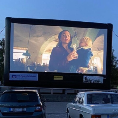 P4mm Outdoor Led Video Walls Tampilan Layar Iklan IP65 62500 Dots / M2 CCC