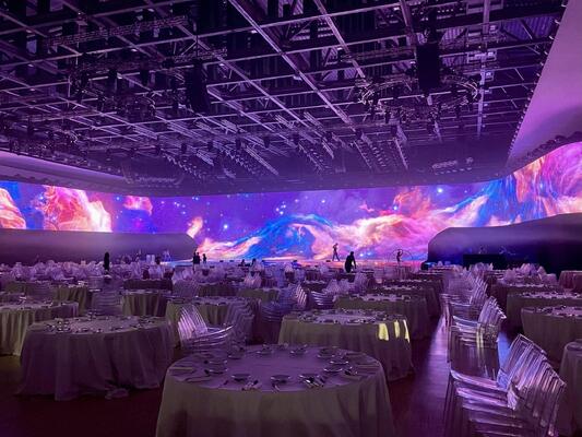 Auditorium Advertising Curved Led Panels 180W / Sqm 320 * 160mm 140deg Horizontal