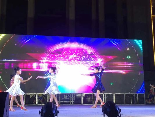 Konsert Cahaya Tinggi Indoor Full Color LED Display P3.91 1/16 Scan