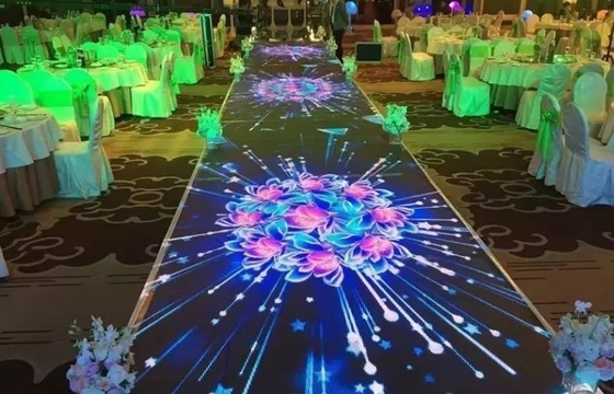 52 × 52 titik 3840Hz Sewa Lantai Dansa Led Warna-warni P4.81mm Penyegaran Tinggi
