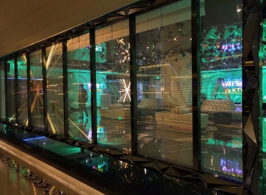 16.7 Triliun Kembali Led Jendela Tampilan Layar 220W/ M2 P7.8 Kecerahan Tinggi