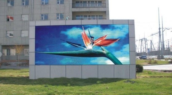 5500cd / M2 Curved Led Panel Waterproof P5 Outdoor Led Display Screen ROHS Tahan Lama