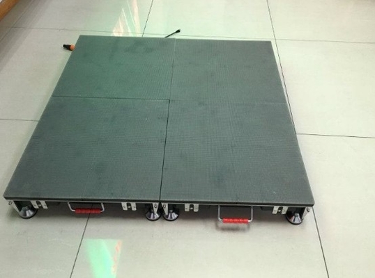 FCC IP54 Lighted LED Floor Panels 65410 Dots / M2 8192 Pixels Untuk Konser