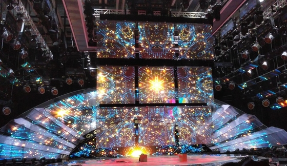 Layar Tampilan Jendela Led Penyegaran Tinggi Antiwear Layar Led 3,9 Mm 60Hz 16 Pemindaian