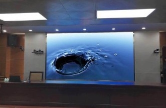 Layar Led Melengkung Ultra Ringan 1R1G1B ODM Untuk Ruang Rapat ROHS Sinkron