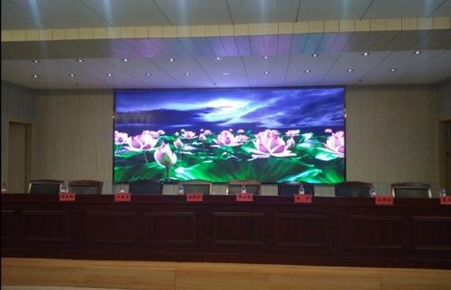 Layar LED Indoor Penuh Warna Persegi Berwarna-warni P2.5 Untuk Kolom Persegi 640x480mm Aluminium Die-casting