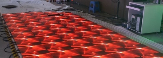Sewa Lantai Dansa Disco Lighted 43222 Piksel/ M2 250*250mm 40m Jarak Pandang