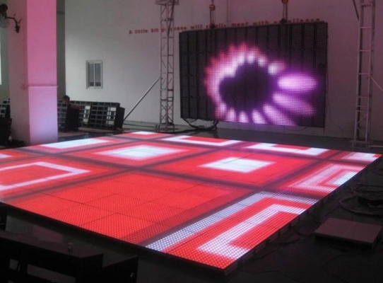 ISO14001 1R1G1B Pernikahan Led Display Definisi Tinggi P2.6mm