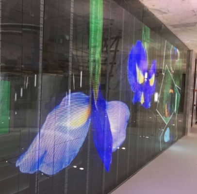 220W / M2 Transparan LED Mesh Screen Outdoor Glass Window Display 5000nits 7.8mm