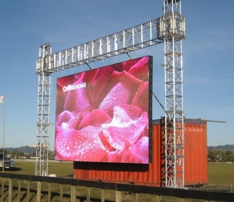 Papan Iklan Dinding Video Led Luar Ruangan 1R1G1B Ringan Tinggi P4mm 14bit
